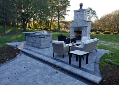Fire Pits and Fireplaces - SigNature Landscaping
