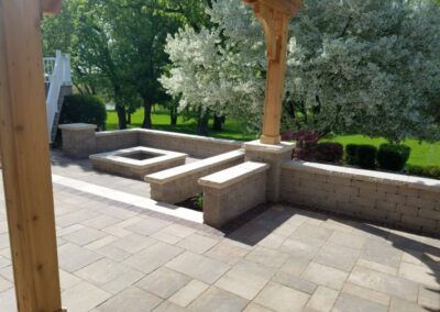 Fire Pits and Fireplaces - SigNature Landscaping