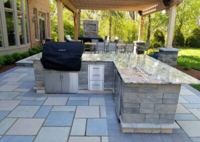 Islands and Kitchens - SigNature Landscaping