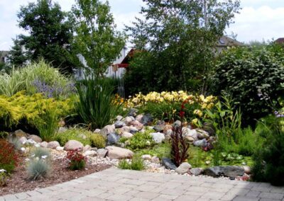 Planting and Lawn - SigNature Landscaping